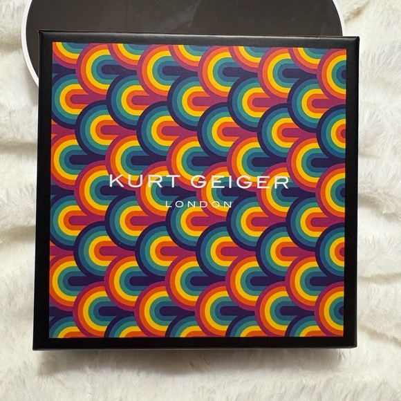 Kurt Geiger Black Quilted Mini Bag with Gold Chain - Picture 6 of 6